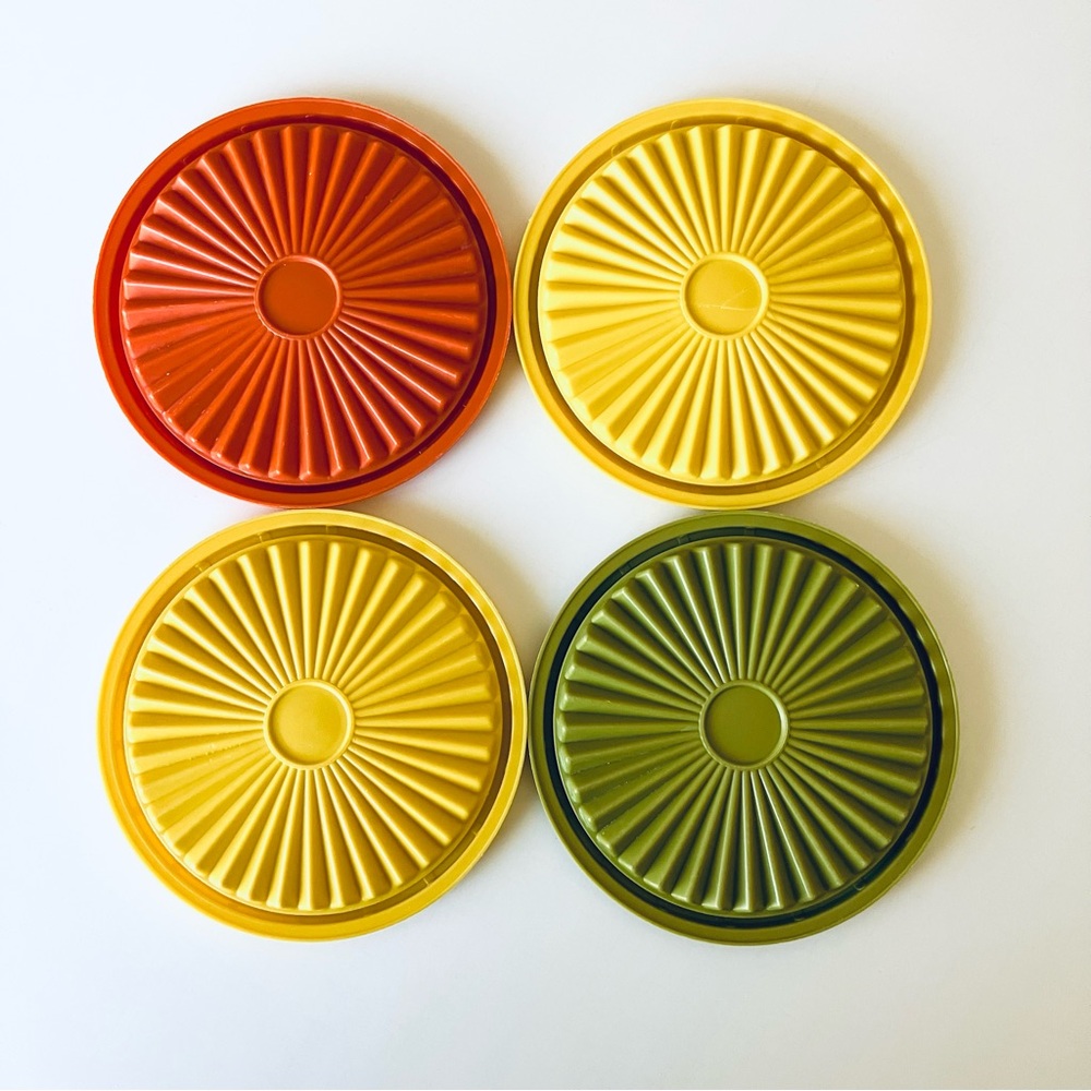 4 Vintage Tupperware Harvest Color Canisters - Picture 4 of 11